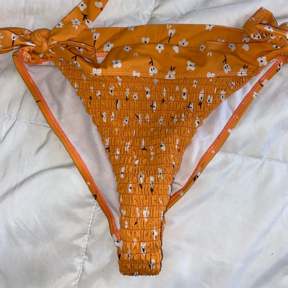 SOLD - Picture 3 of 6